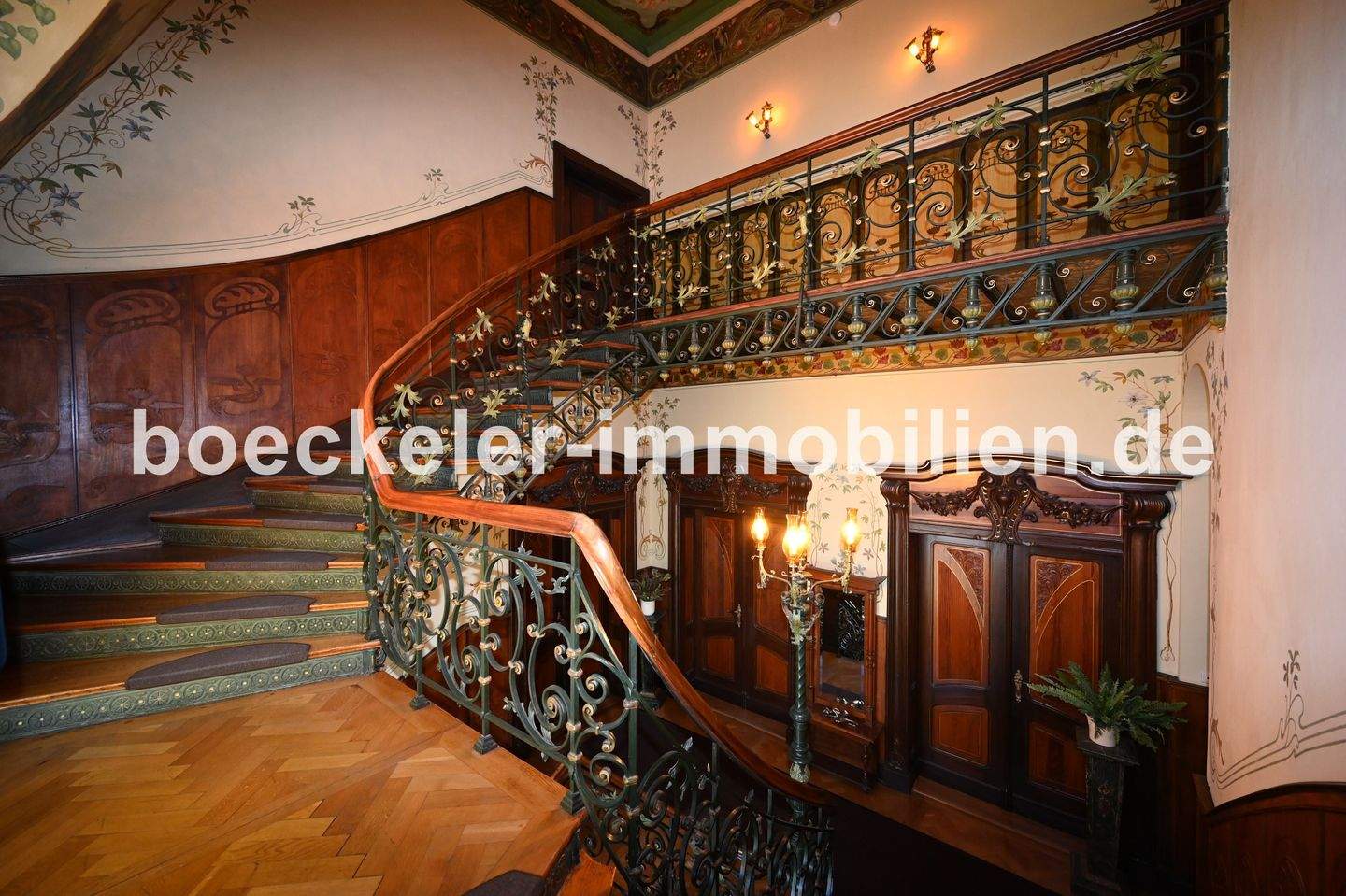 Historische Villa mit kreativer Architektur u. Einliegerwohnung – Naumburg (Saale) – Vorschaubild 7