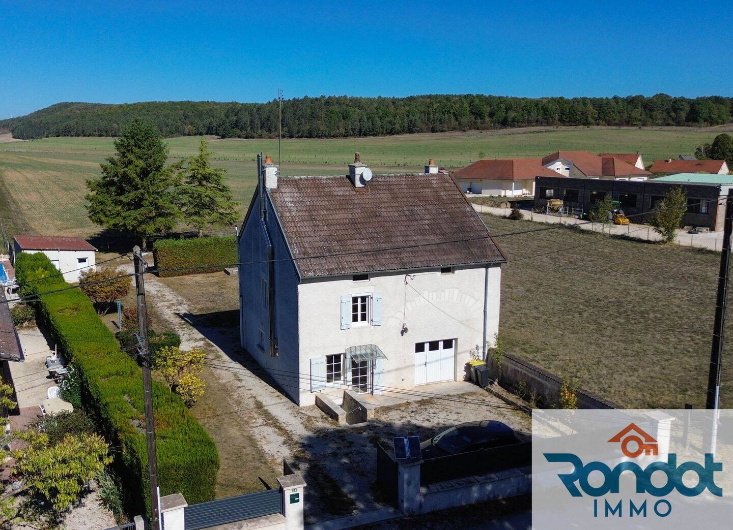 Maison 5 pièces 76 m² · à Diénay · 76 m² · 235 000 €