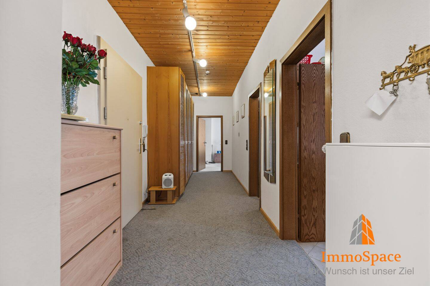 IMMOSPACE *DENKMALSCHUTZJUWEL MIT VIEL PLATZ!* – München – Vorschaubild 5