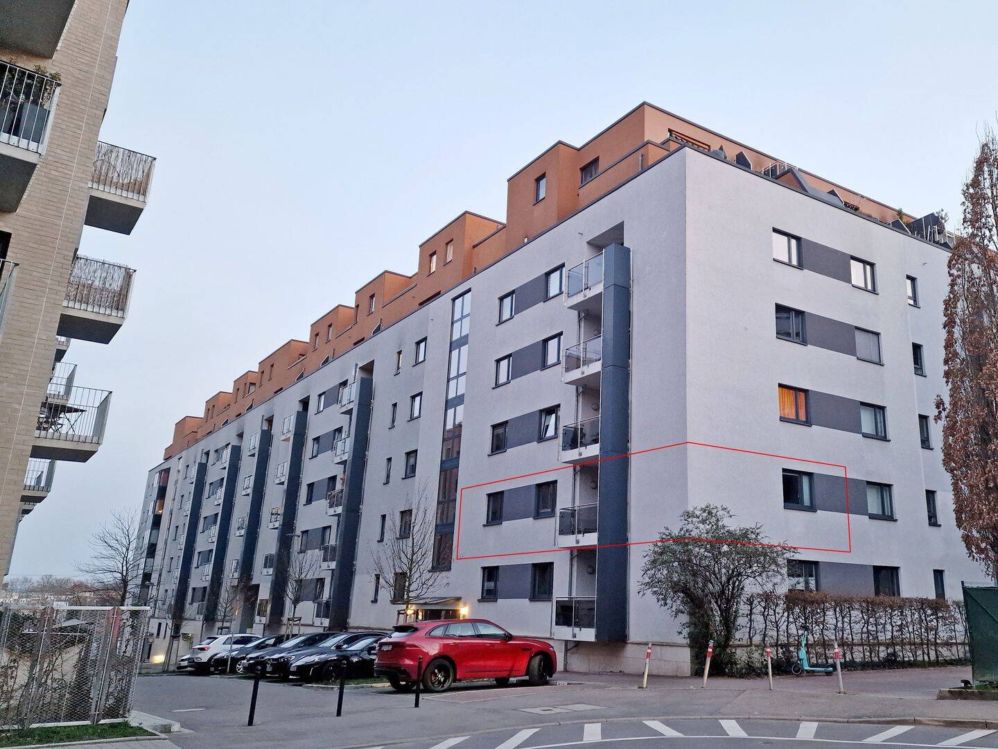 Zentral und ruhig: Neuwertige 3-Zimmer-Wohnung mit Superschnitt – Stuttgart – Vorschaubild 3
