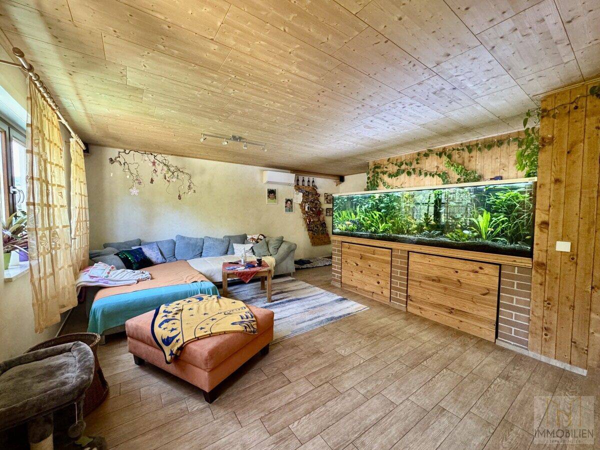 Mehr als ein Reihenhaus - großzügiges Wohnen mit Smart Home, Klimatisierung und Outdoor-Küche – Remda-Teichel – Vorschaubild 5