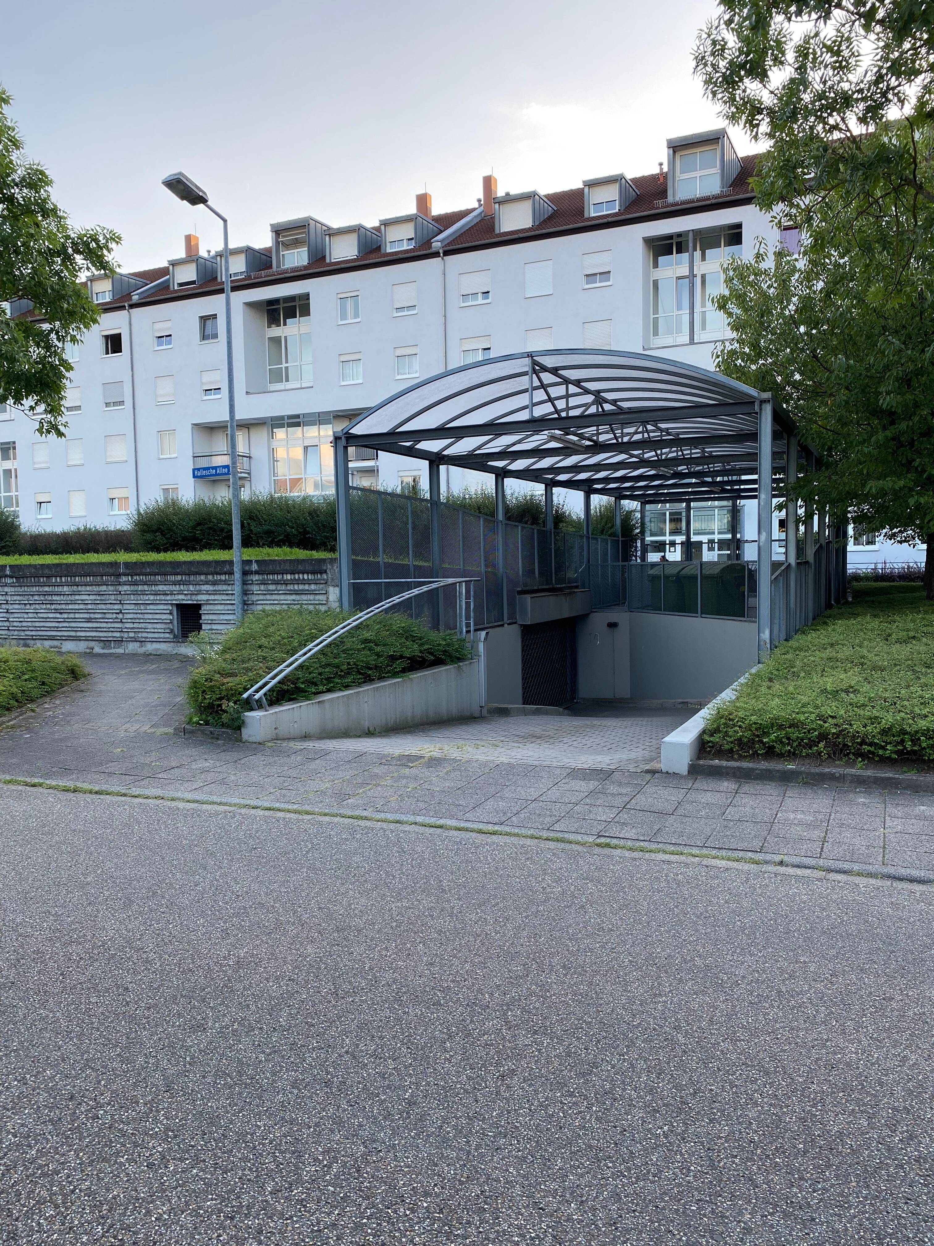 Moderne 2-Zimmer-Dachgeschosswohnung mit Balkon in Karlsruhe-Hagsfeld