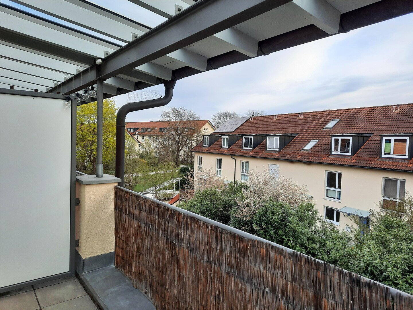 Schöne 3-Zimmer-DG-Wohnung in München-Daglfing – München – Vorschaubild 2