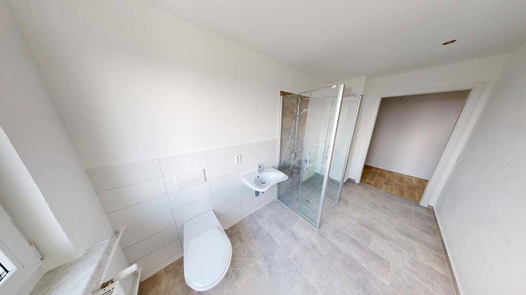 Großzügige 2-Raum-Wohnung mit bodengleicher Dusche