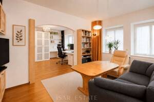 Mittendrin und absolut ruhig: Vermietete 1 1/2-Zimmer-Wohnung in Toplage am Elisabethmarkt – 80796 München – Vorschaubild 2