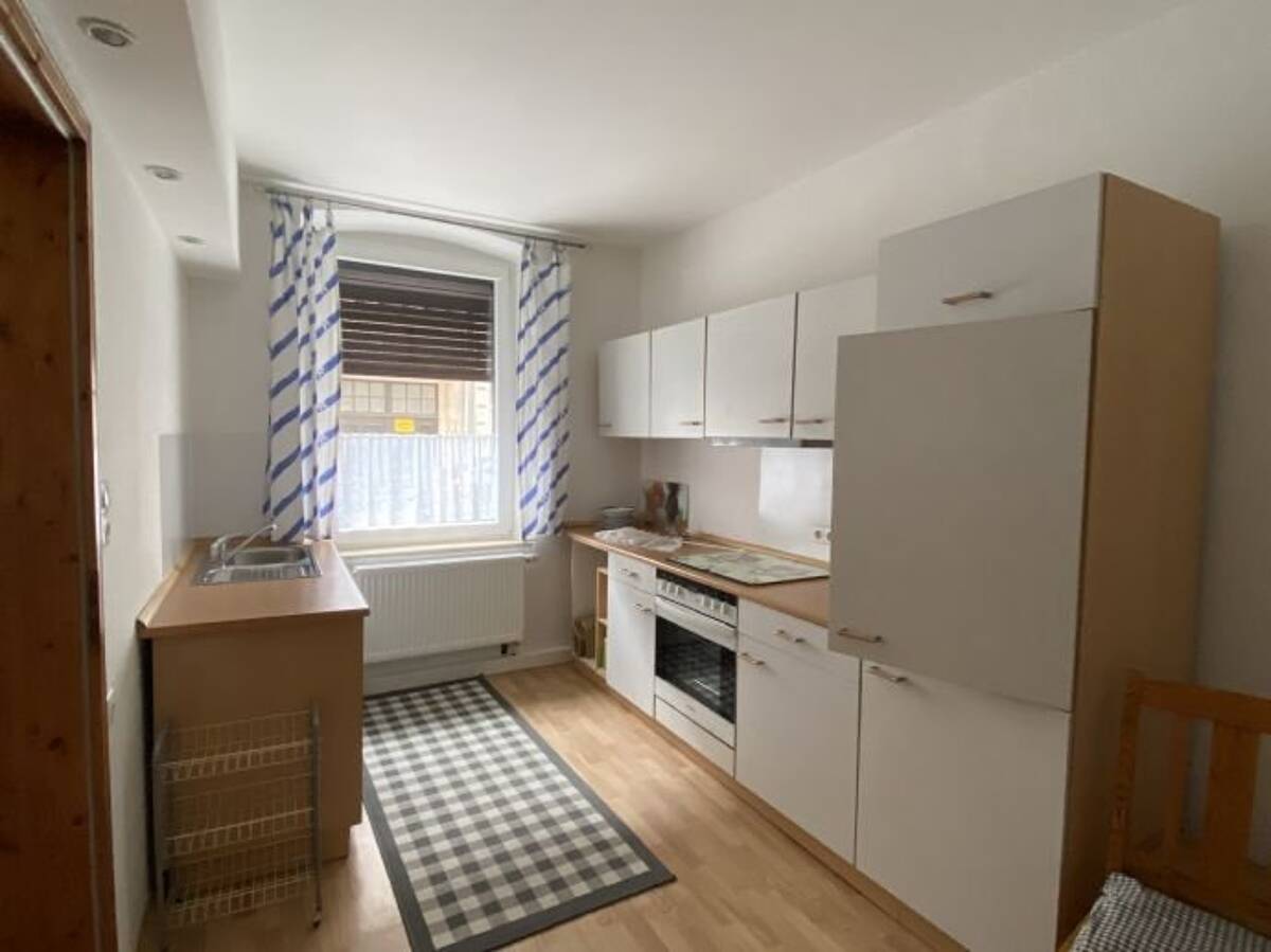 Möblierte 2-Zimmer Wohnung in der Fürther Innenstadt – 90762 Fürth – Bild 1 von 5