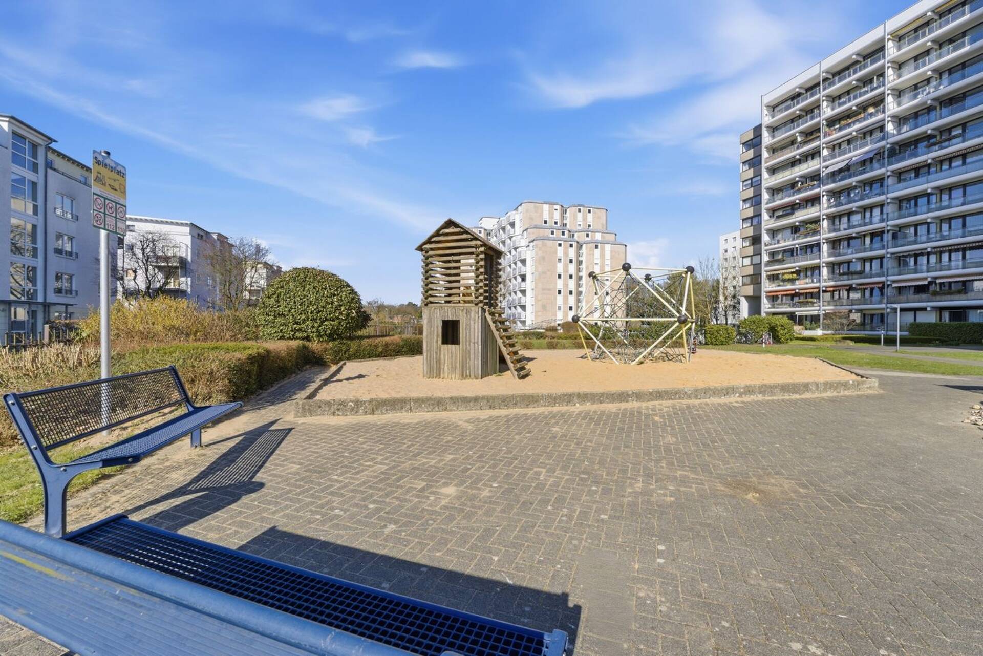 Erdgeschosswohnung in 50858 Köln mit 117 m² kaufen