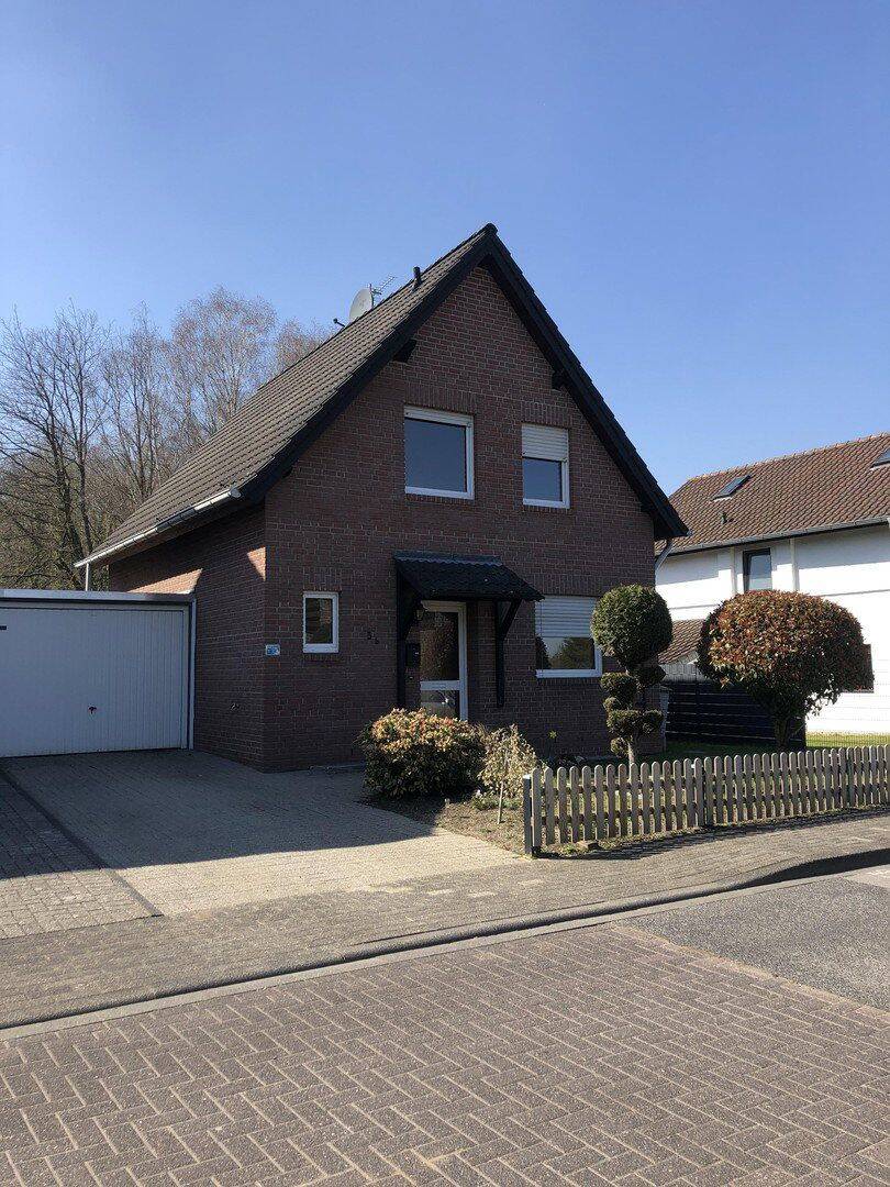 Freist EFH mit Garten und Garage in guter Lage