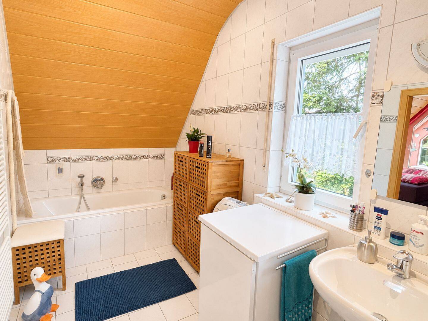 Mediterranes Flair im Herzen von Daxlanden - Besondere Dachgeschosswohnung mit offenem Wohnkonzept – Karlsruhe – Vorschaubild 9