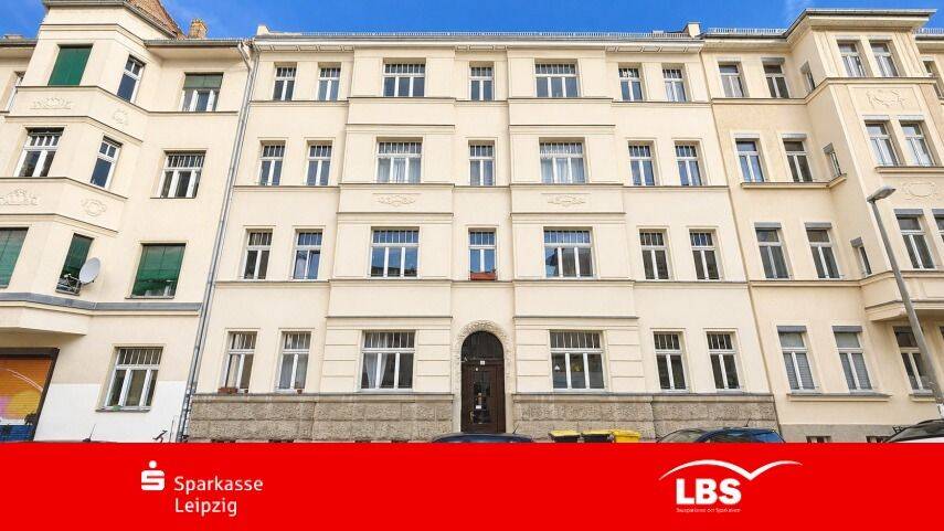 Altbau, vermietet, gepflegter Zustand