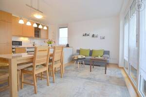 Gemütliche möblierte 2-Zimmer Wohnung mit Balkon und Internet in Mainz Gonsenheim