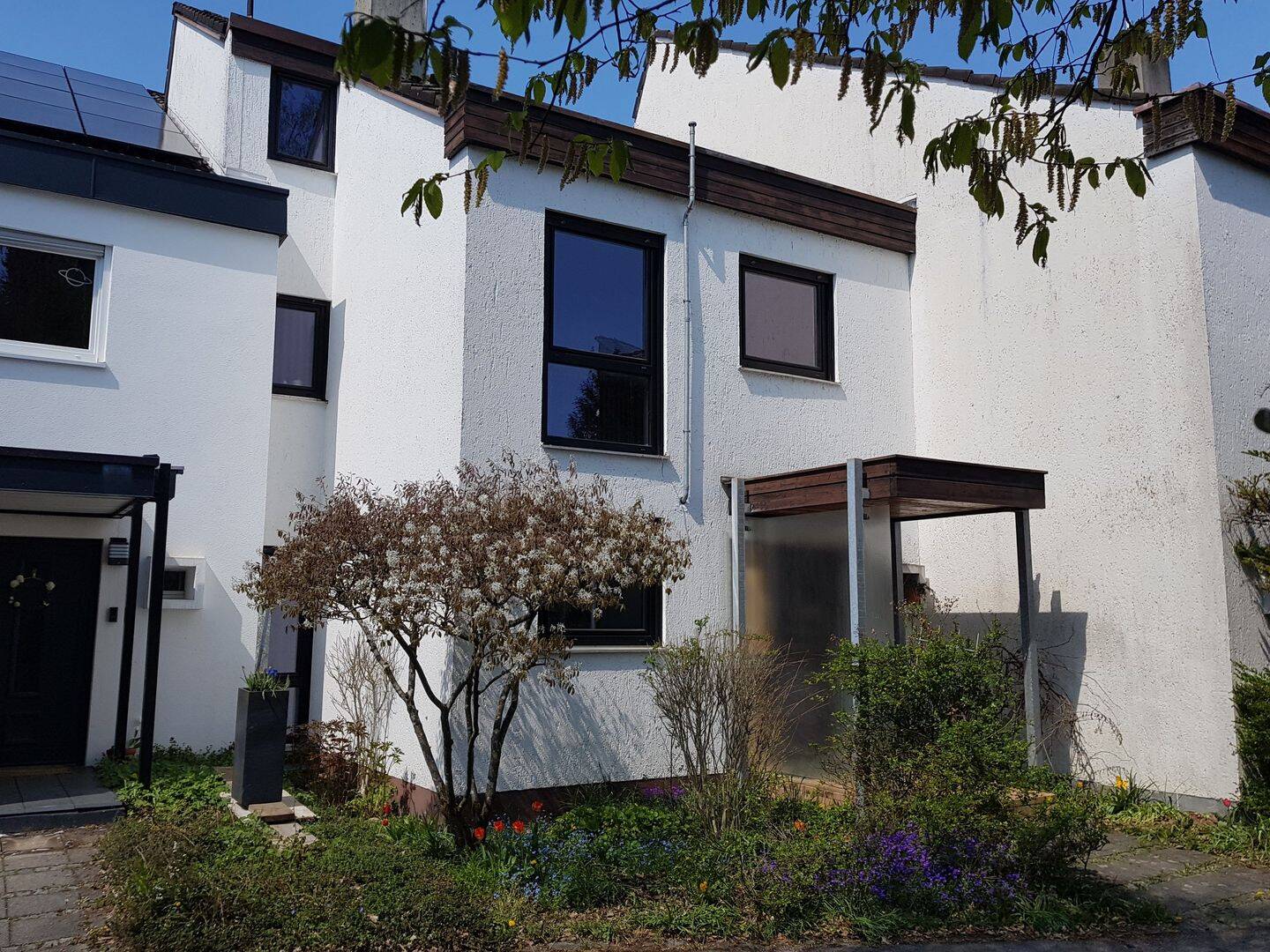 NEUKEFERLOH - RMH - 5 Zimmer + Hobbyraum ca. 20,3 m² im Grünen - Garage – PROVISIONSFREI von Privat – Grasbrunn – Bild 1 von 9