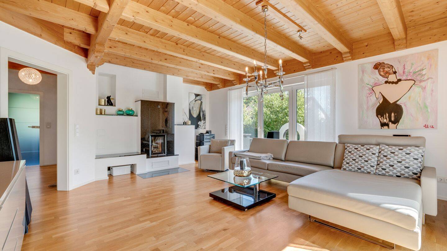 Einfamilienhaus mit Nebengebäude! Hochwertiges Anwesen mit energieeffizienter Ausstattung – Altdorf bei Nürnberg – Vorschaubild 6