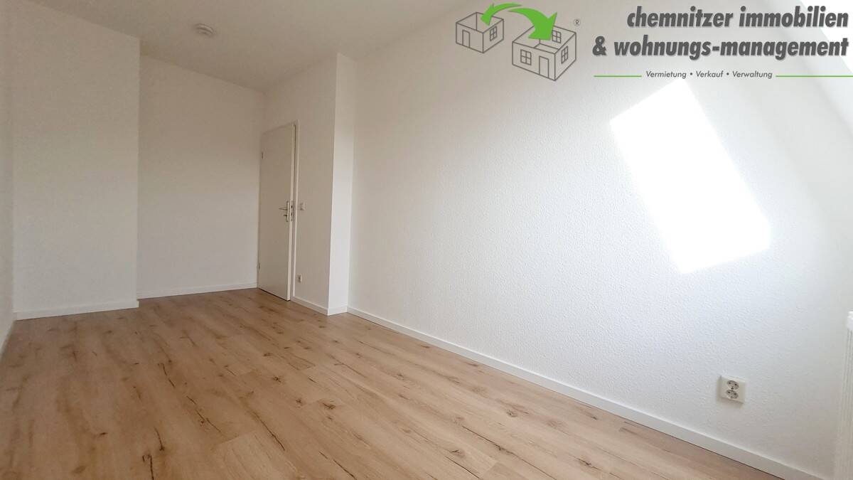 Frisch renovierte 3-Raum-Wohnung mit Balkon zur Eigennutzung oder zur Kapitalanlage – Chemnitz – Vorschaubild 7