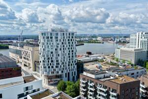 Exklusives, vollmöbliertes Design-Apartment mit Sonnenbalkon & Hafenblick – 20457 Hamburg – Vorschaubild 3