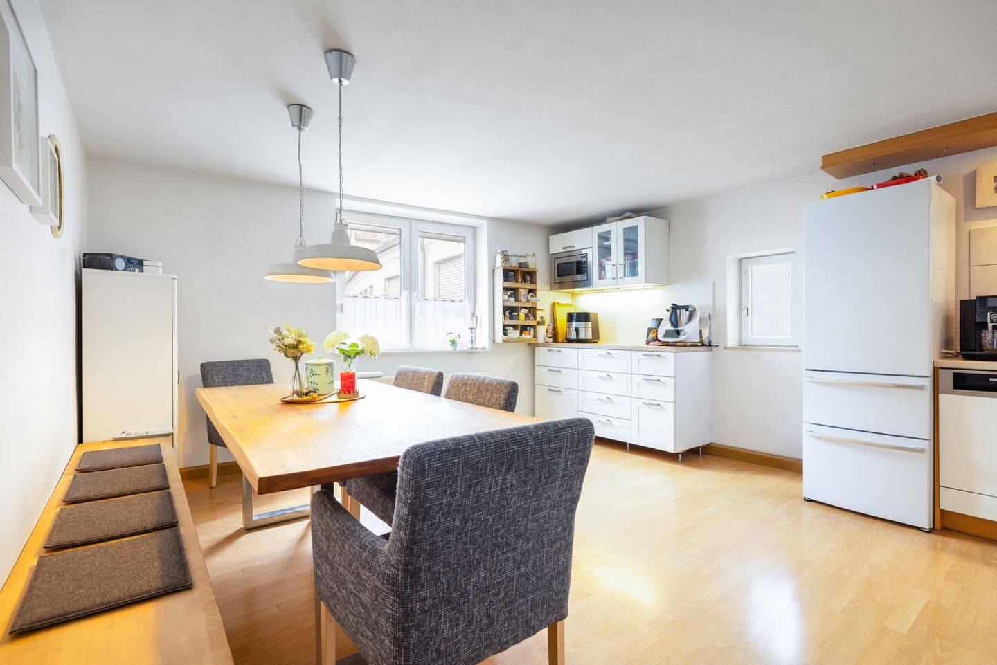 Sofort frei! Gepfl. Zweifamilienhaus in ruhiger, zentraler Lage in Augsburg-Innenstadt! – Augsburg – Vorschaubild 9