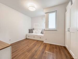 Modern. Hell. Großzügig. 3-Zimmer-Wohnung mit Sonnenterrasse – 51149 Köln – Vorschaubild 5