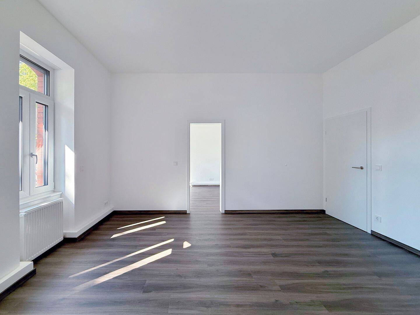 Erstbezug! Sonnige und großzügige 2-Zimmer-Altbauwohnung im Hochparterre. – Karlsruhe – Vorschaubild 5