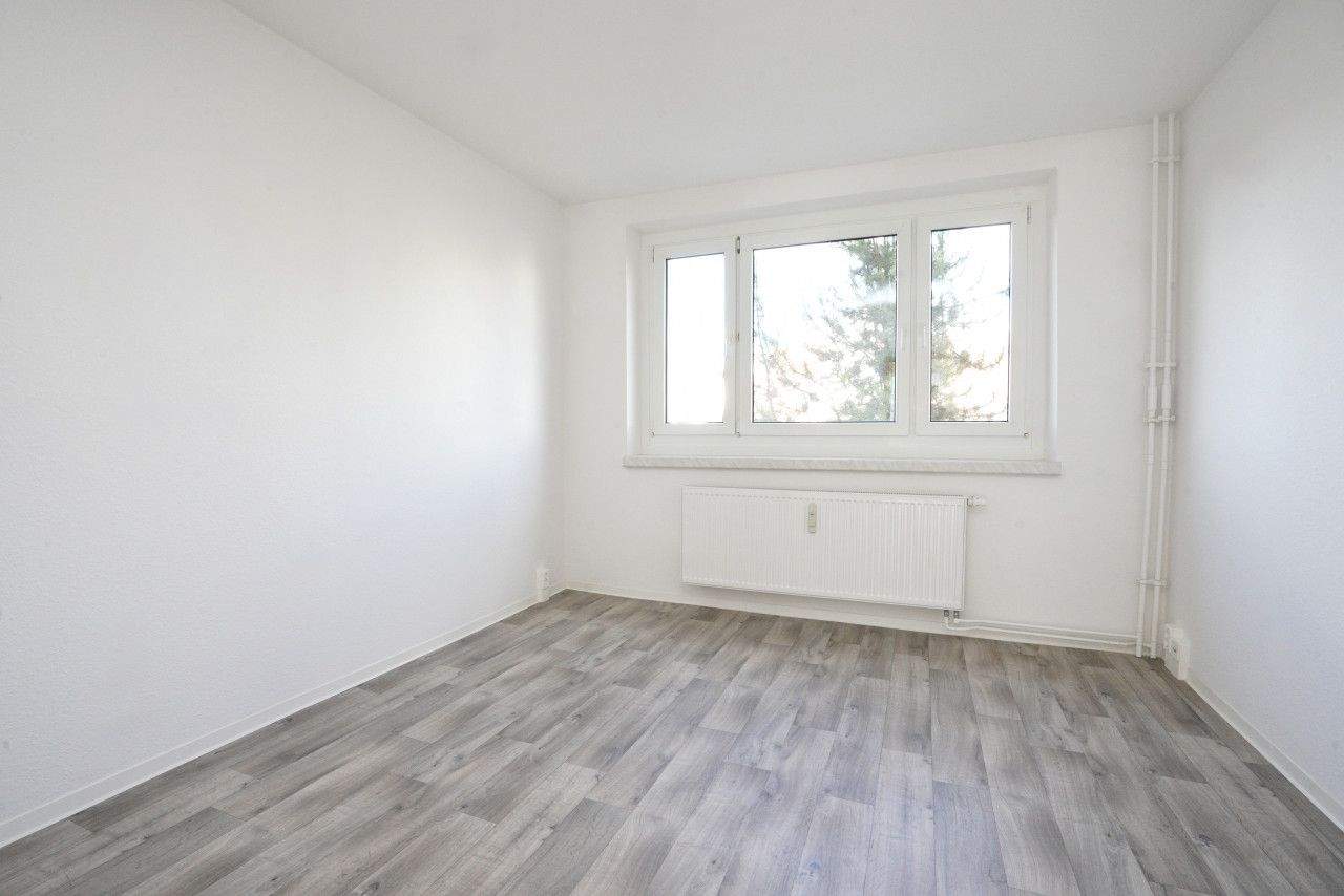 Balkon / Aufzug / Bad mit Fenster – Chemnitz – Vorschaubild 6
