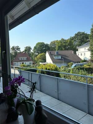 Großzügige Eigentumswohnung in Harleshausen in exponierter Lage Nähe Seebergstraße, 3 ZKB, 2 Balkone, Garage, begehbarer Kleiderschrank, Gäste WC – 34128 Kassel – Vorschaubild 3