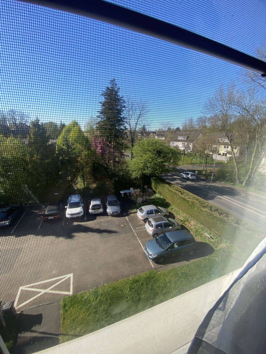 Bezugsfrei: Gepflegte 78 m² Wohnung mit Balkon & Stellplatz – Bergisch Gladbach – Vorschaubild 5