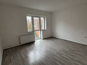 Große 3-Zimmer Wohnung in zentraler Lage – 33604 Bielefeld – Vorschaubild 1