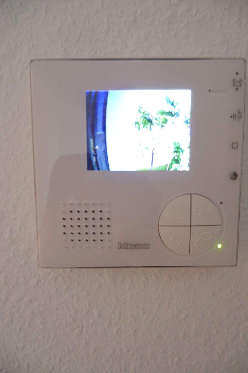 Modernes Laminat - Bad mit Fenster - West Balkon - 1. OG ! – Chemnitz – Vorschaubild 7