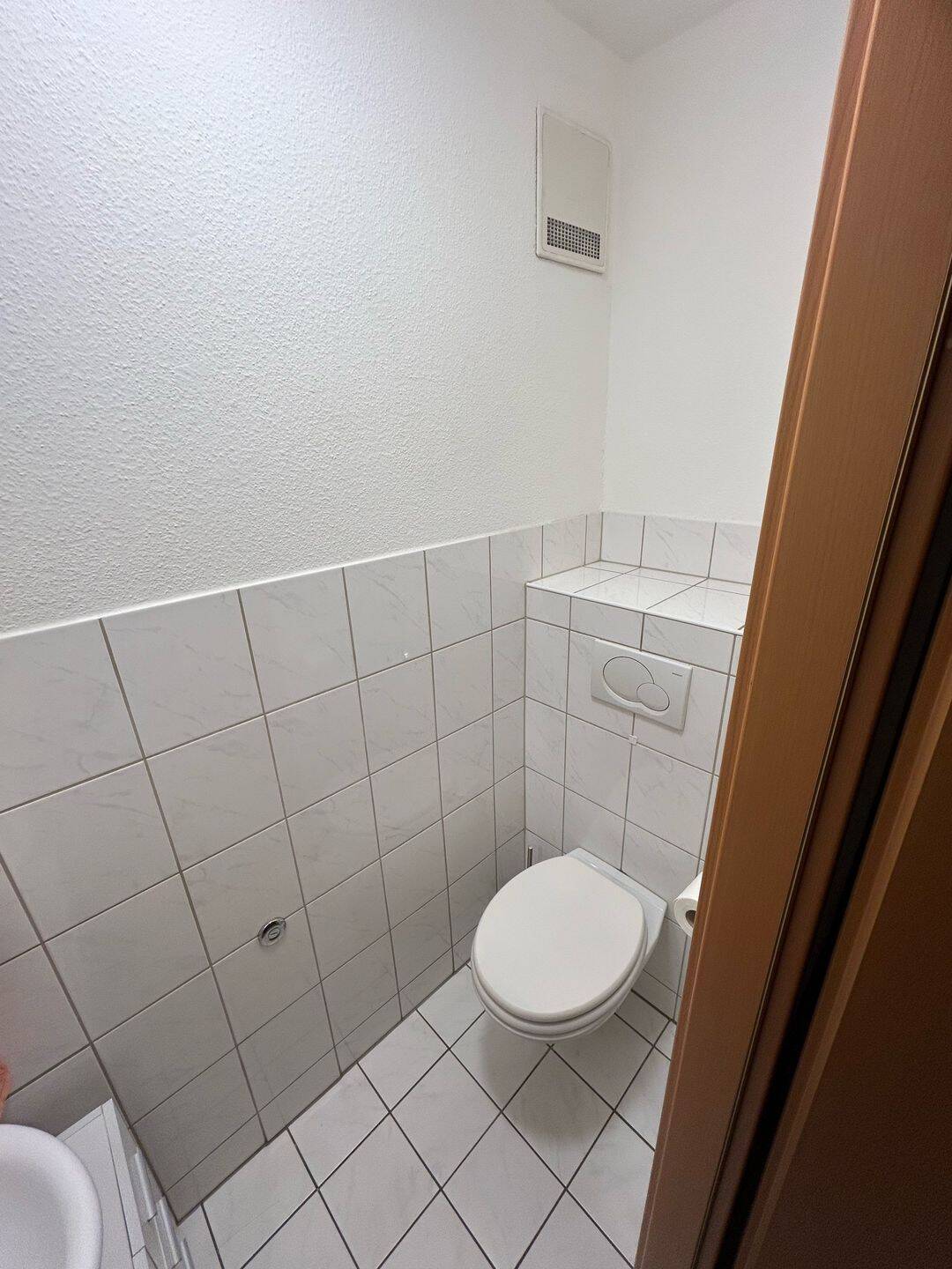 Charmante 2-Zimmer Wohnung in Lorenz sucht Nachmieter/-in ab April – Nürnberg – Vorschaubild 8