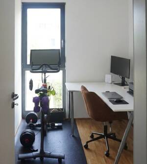 Von Privat - Vermietete 2,5-Zimmer-Wohnung mit Südwestbalkon, Grünblick & TG-Stellplatz in München-Riem – 81829 München – Vorschaubild 8