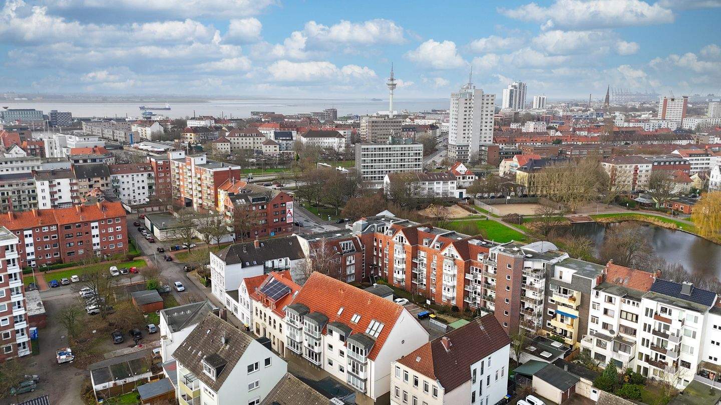 Charmantes Mehrfamilienhaus mit Gewerbeeinheit in Bremerhaven-Geestemünde – Bremerhaven – Vorschaubild 2