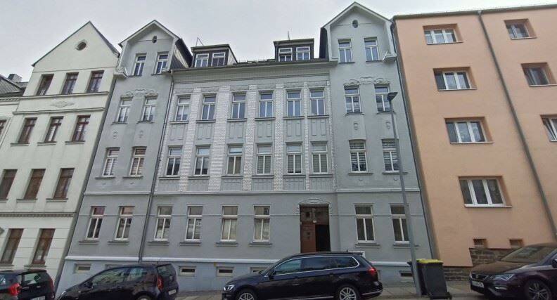 Günstige DG 2-Zimmer mit Wanne und Laminat in guter Lage! – Chemnitz – Vorschaubild 2
