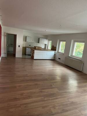 Großzügige 3-4 Raumwohnung mit 133m2 in Magdeburg Ottersleben