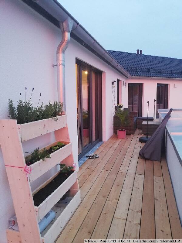 Sehr gute Anbindung zur A94 - DG mit Dachterrasse