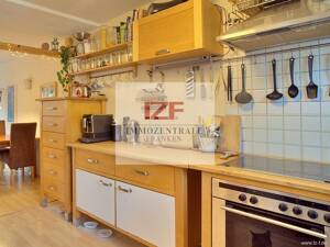 Familienfreundliches Reiheneckhaus im Ortskern von Eltersdorf: 4 Schlafzimmer, zwei Bäder, Terrasse – 91058 Erlangen – Vorschaubild 4