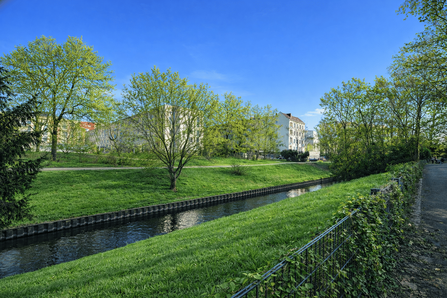 Provisionsfrei! Bezugsfreie 4-Zimmer-Altbauwohnung mit 2 Westbalkonen - Fertigstellung 08/26 (WE 08) – Berlin – Vorschaubild 8