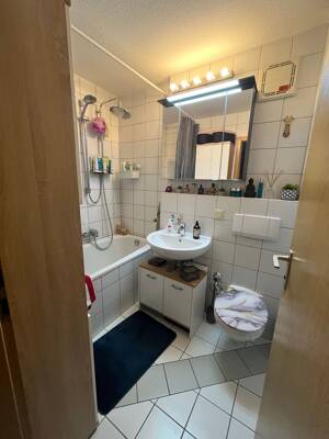 3 Zi.-Wohn(t)raum! Charmante 3-Zimmer-EG.-Whg. mit Südterrasse und Tiefgaragenstellplatz in Erfurt-Frienstedt – 99092 Erfurt – Vorschaubild 7