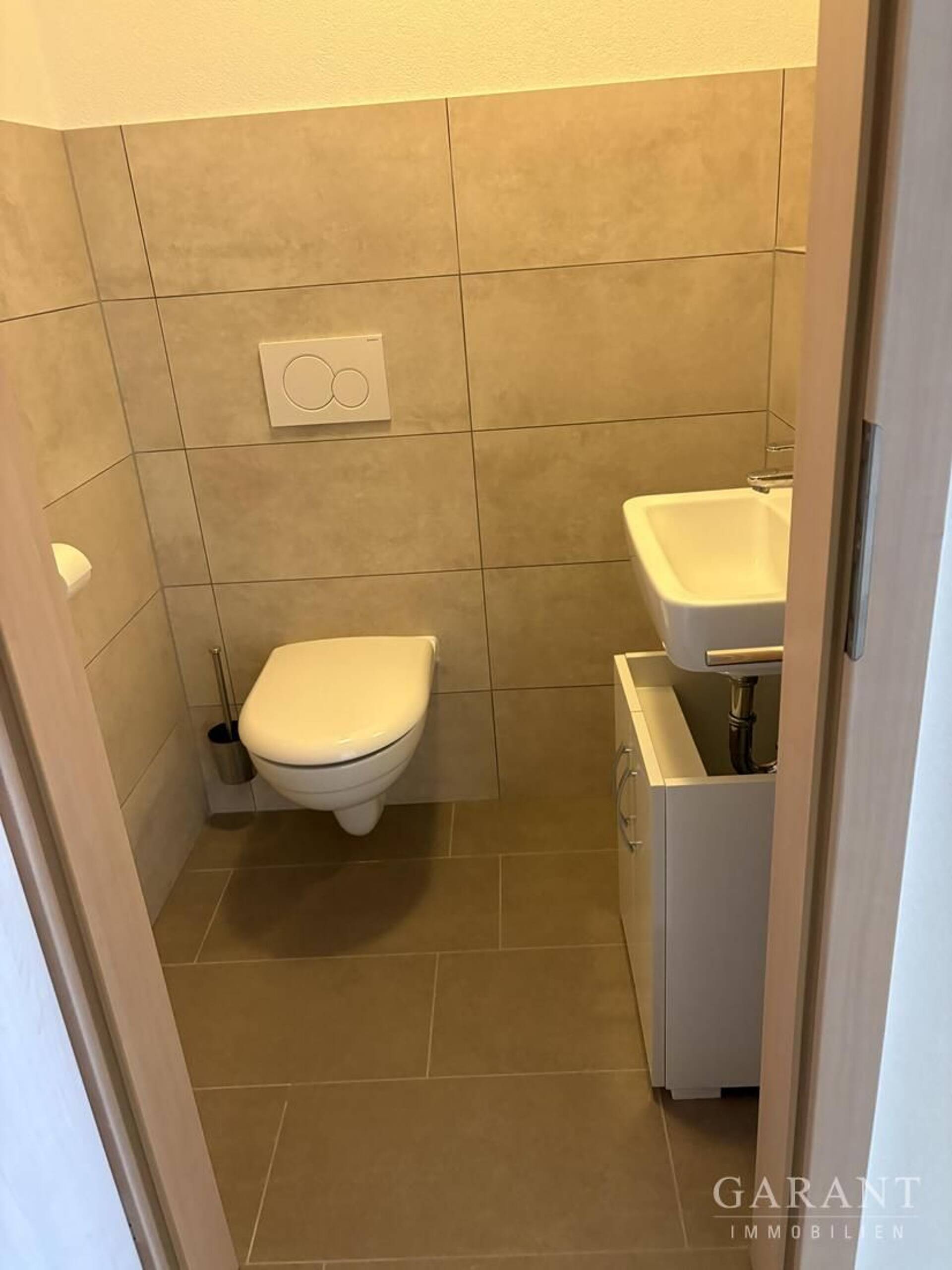 Erdgeschosswohnung in 79798 Jestetten mit 121 m² kaufen