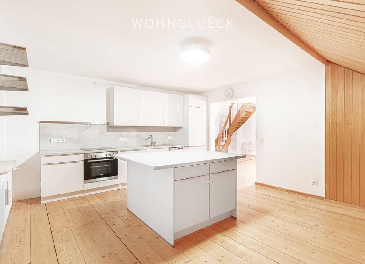 HELLE MAISONETTE-WOHNUNG MIT 4 ZIMMERN IN ZENTRALER AUGSBURGER LAGE – 86152 Augsburg – Bild 1 von 9