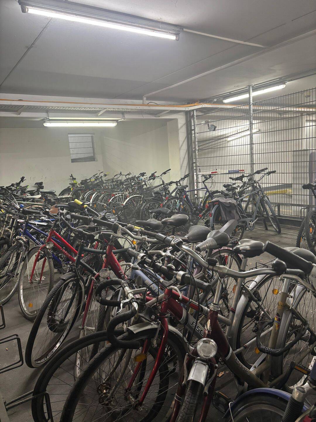 Vermietetes, voll möbliertes Studentenapartment in Top-Lage Erlangen (Kapitalanlage) – Erlangen – Vorschaubild 9
