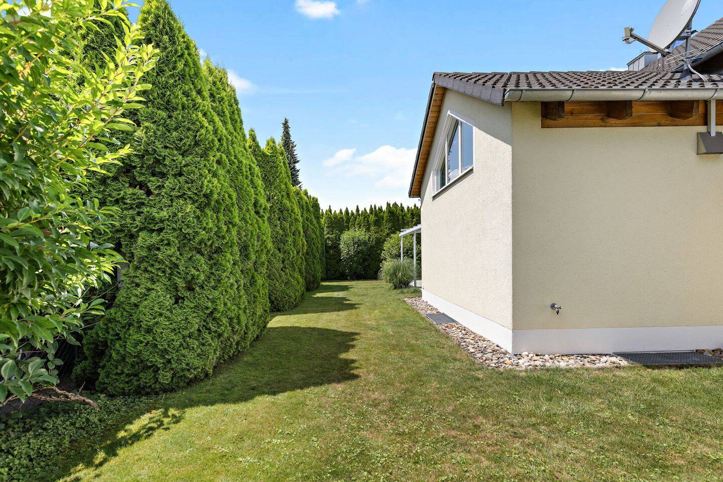 Top gepflegtes Einfamilienhaus mit viel Platz in einer der besten Lagen des Ingolstädter Südwestens! – Ingolstadt – Vorschaubild 5