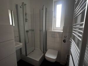 Preiswerte und günstig geschnittene 2-Zimmer-Wohnung – 21109 Hamburg – Vorschaubild 2