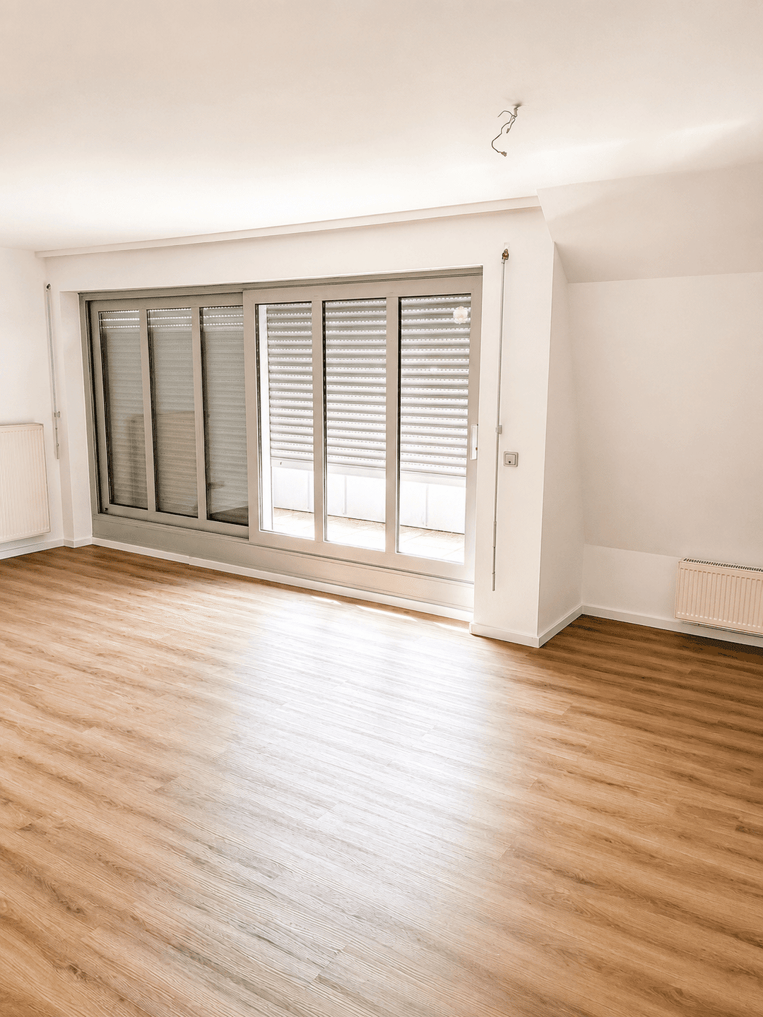 Attraktive 1-Zimmerwohnung in ruhiger/zentraler Lage von Alt-Saarbrücken – Saarbrücken – Vorschaubild 2