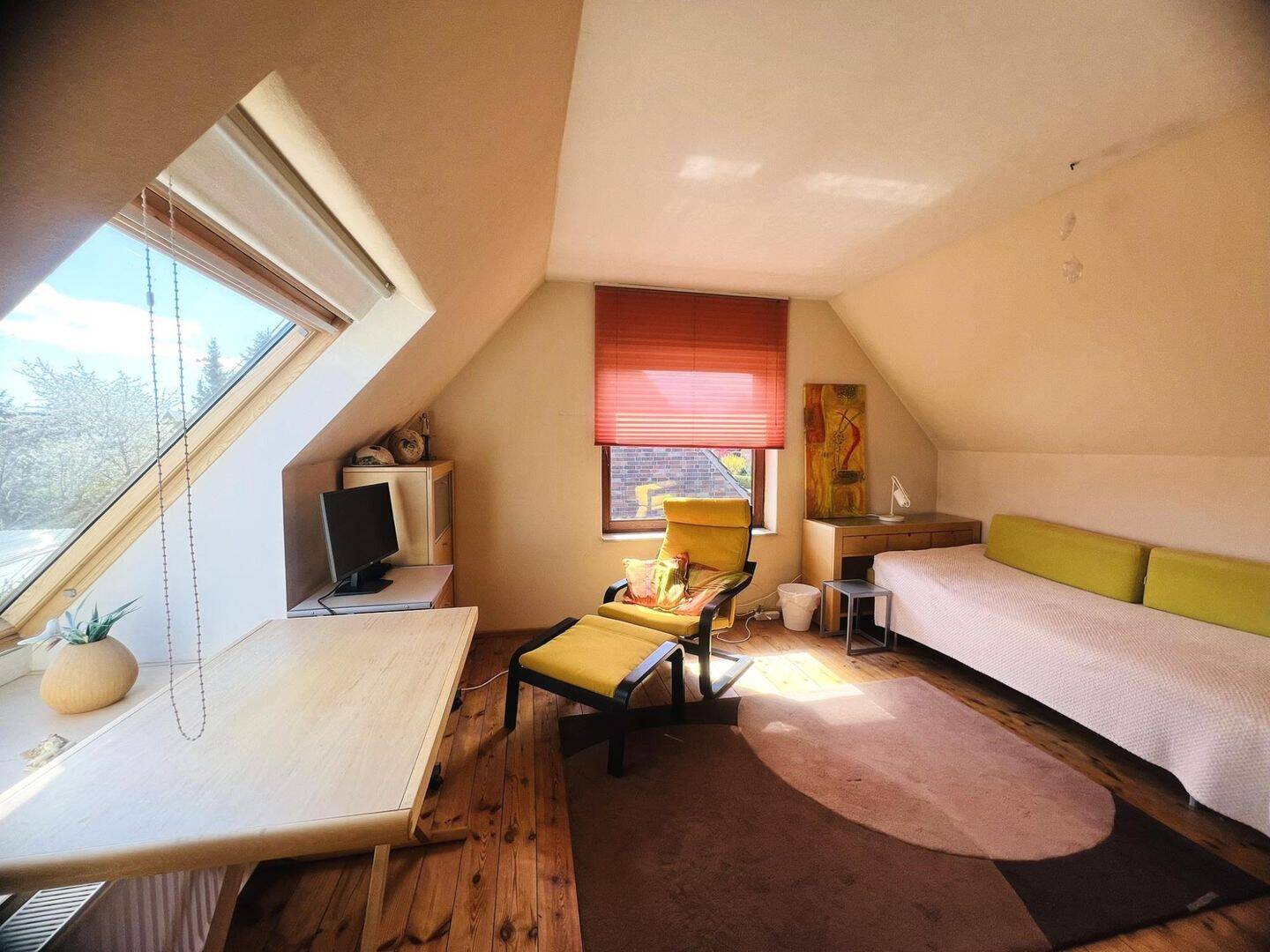 freistehendes Wohnhaus, 5 Zimmer, Garage, sonniges Grundstück in Rostock [Dierkow-Ost] – Rostock – Vorschaubild 8