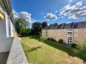 Licht, Raum und Wohnkomfort - gepflegte 4-Zimmer-Eigentumswohnung mit Balkon und Kaminoption!