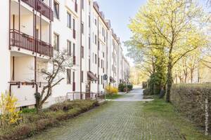 Ansprechend geschnittene Wohnung mit ruhigem Balkon zum Innenhof in unmitelbarer Nähe zur Isar – 81543 München – Vorschaubild 3