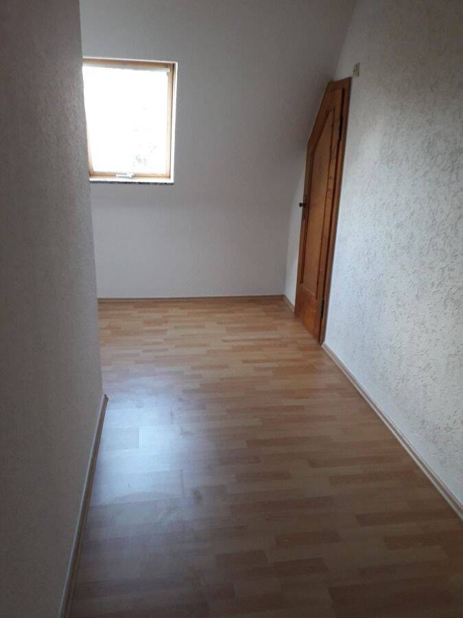 * 3-Zimmer Dachgeschoss ETW mit Balkon in attraktiver Lage * – Leipzig – Vorschaubild 7