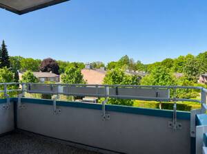 Direkte Nähe zum Alsterlauf: 3,5 Zimmer Wohnung in ruhiger Lage von Hamburg-Sasel – 22395 Hamburg – Vorschaubild 3