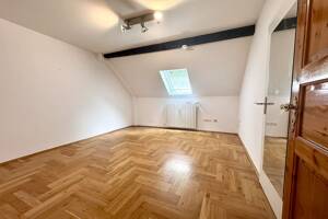 Außergewöhnliche Maisonettewohnung auf 159 qm im historischen Gutshof in Düsseldorf-Hubbelrath – 40629 Düsseldorf – Vorschaubild 8