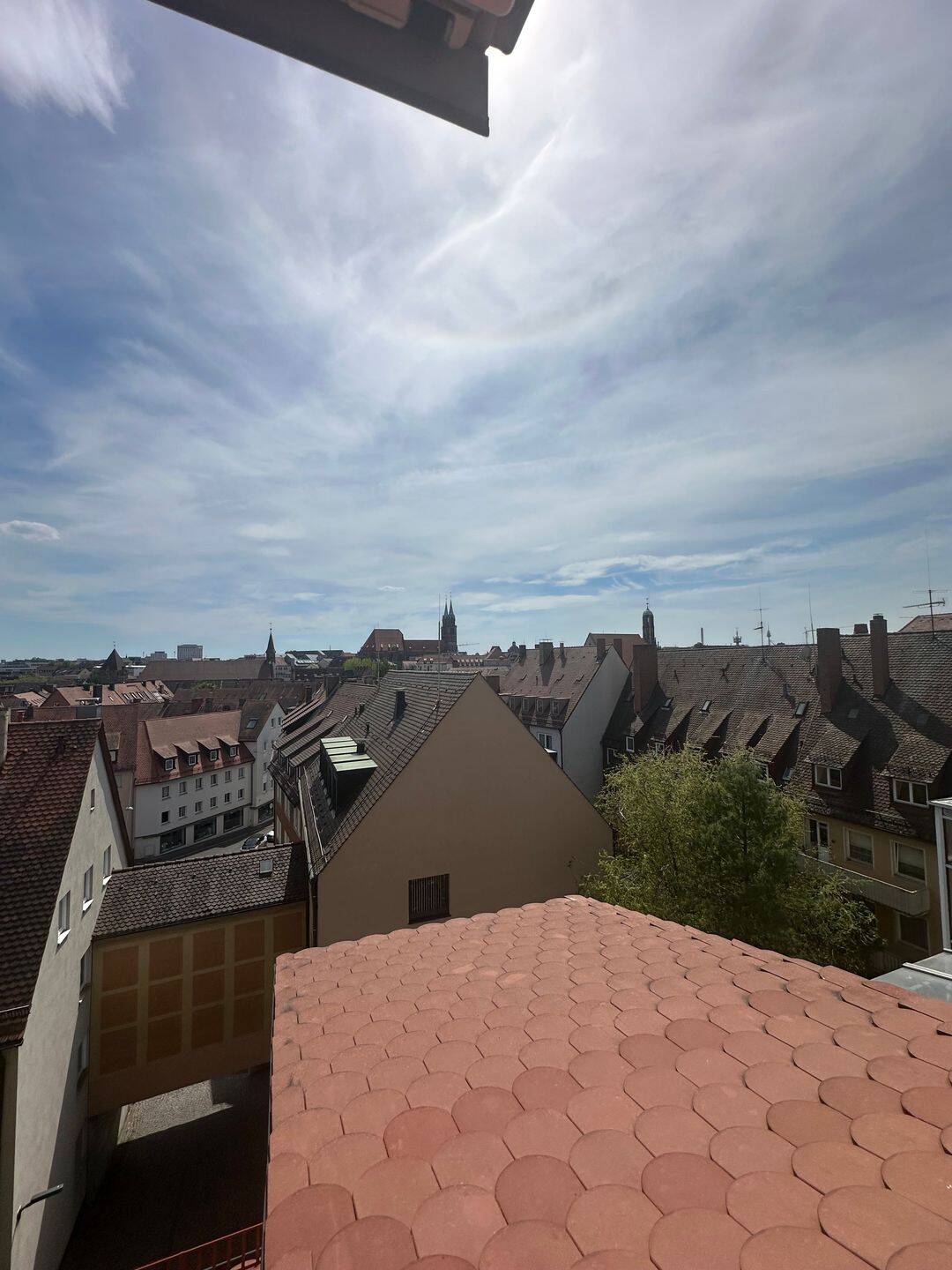 **Moderne Dachgeschosswohnung mit Charme in zentraler Lage von Nürnberg** – Nürnberg – Vorschaubild 8