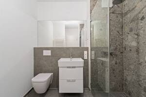 Neubau Erstbezug * 2 Zimmer Wohnung im 2.OG * Balkon * Einbauküche * Befristet – 10249 Berlin – Vorschaubild 5
